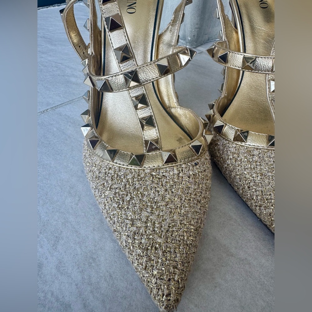 VALENTINO Leather T-Strap Pumps 37 1/2 Gold Special Edition - Picture 2 of 5